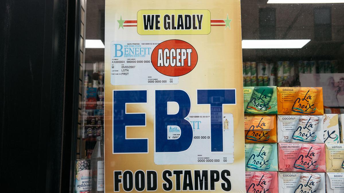 In this photo from 2019, a sign alerting customers about SNAP food stamps benefits is displayed at a grocery store in New York City. (Scott Heins/Getty Images/TNS)