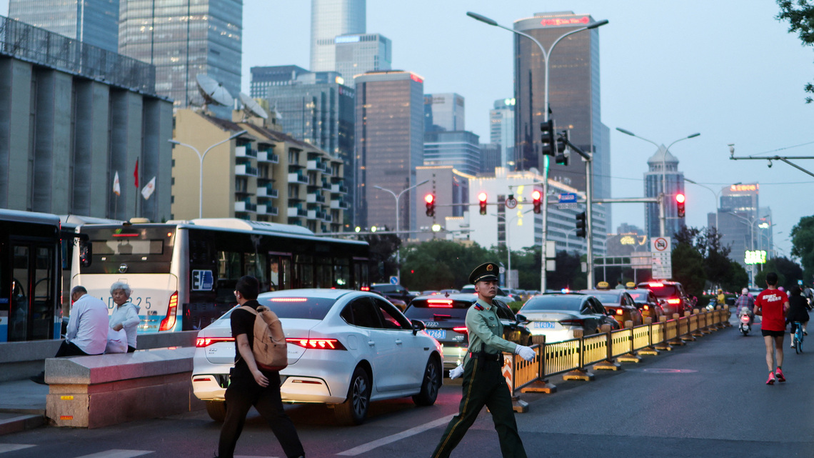 China's new home prices fall faster in May 