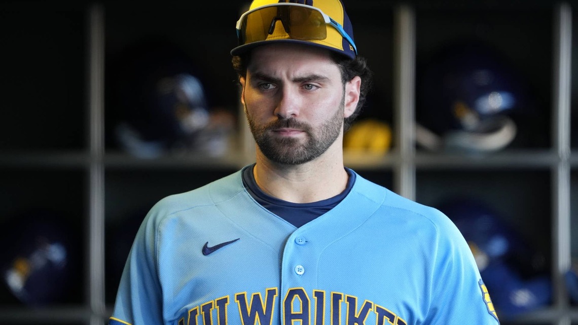 Brewers Announce Reason for Garrett Mitchell's Removal From Lineup