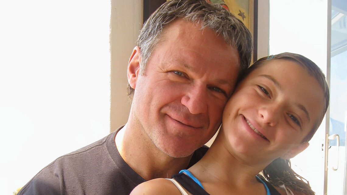 Claude Lemieux's Daughter Shares Photo From Day Her Father Was ‘Buried' 
