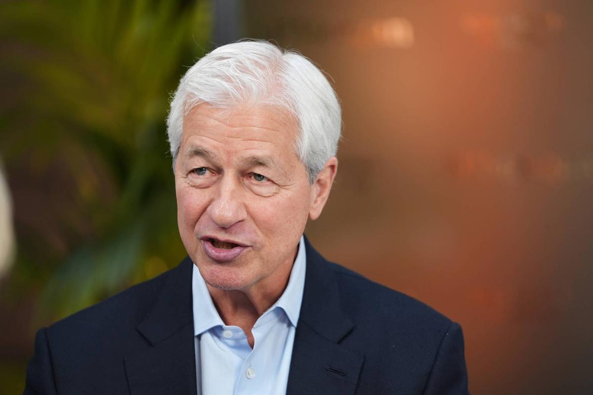  Jamie Dimon aims to invest across multiple sectors 