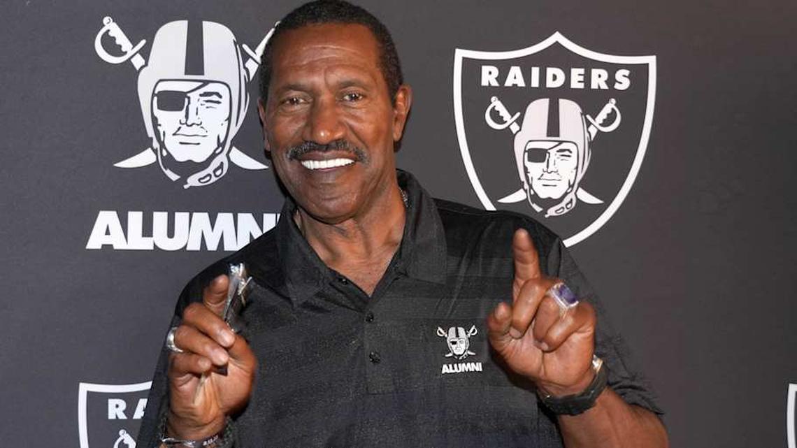  Aug 13, 2023; Paradise, Nevada, USA; Jerry Robinson poses on the silver carpet at Allegiant Stadium. Mandatory Credit: Kirby Lee-Imagn Images | Kirby Lee-Imagn Images 