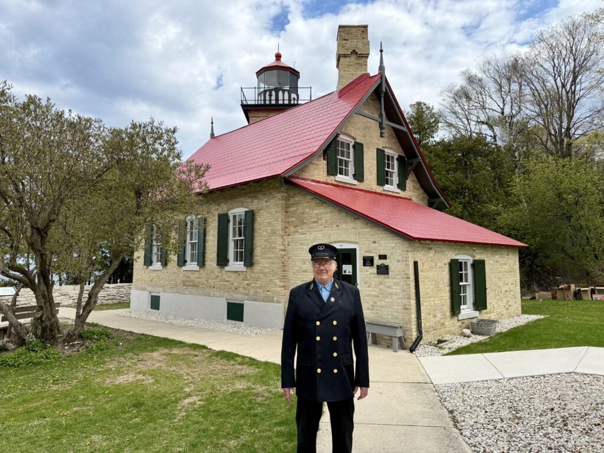  Take a tour with a volunteer lighthouse keeper at Eagle Bluff. Photo credit: Cathy Bennett Kopf 