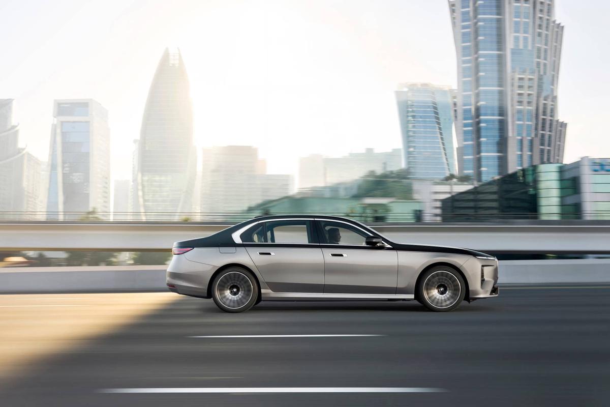  BMW 740i xDrive