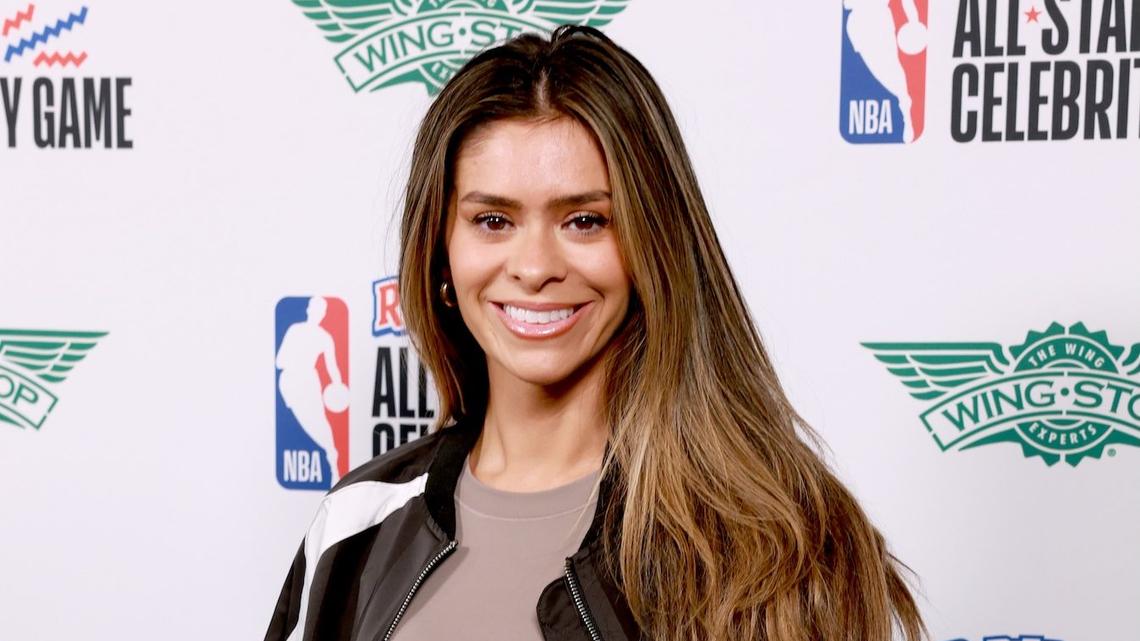 Taylor Frankie Paul Posts Singing Shower Video With Daughter Amid DV Claims 