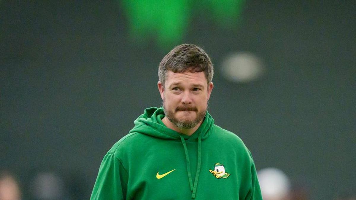  Oregon head coach Dan Lanning attends Oregon Pro Day on March 17, 2026, at the Moshofsky Center in Eugene, Oregon. | Ben Lonergan/The Register-Guard / USA TODAY NETWORK via Imagn Images 