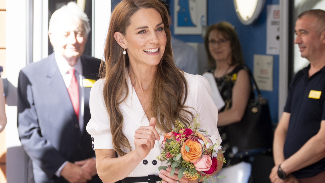 Kate Middleton's White Dress Style Conceals the Upper Arms (and Tummy!) 