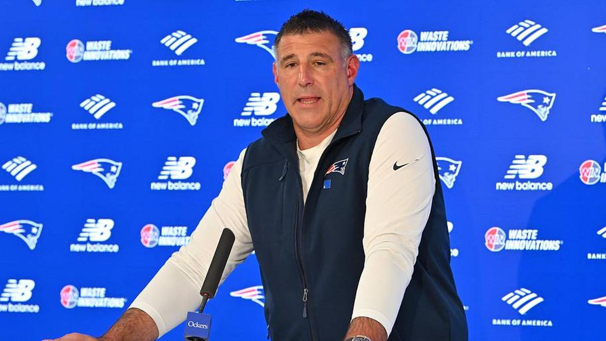  Jun 2, 2026; Foxborough, MA, USA; New England Patriots head coach Mike Vrabel holds a press conference before the start of practices at the team's OTA at Gillette Stadium. Mandatory Credit: Eric Canha-Imagn Images | Eric Canha-Imagn Images 