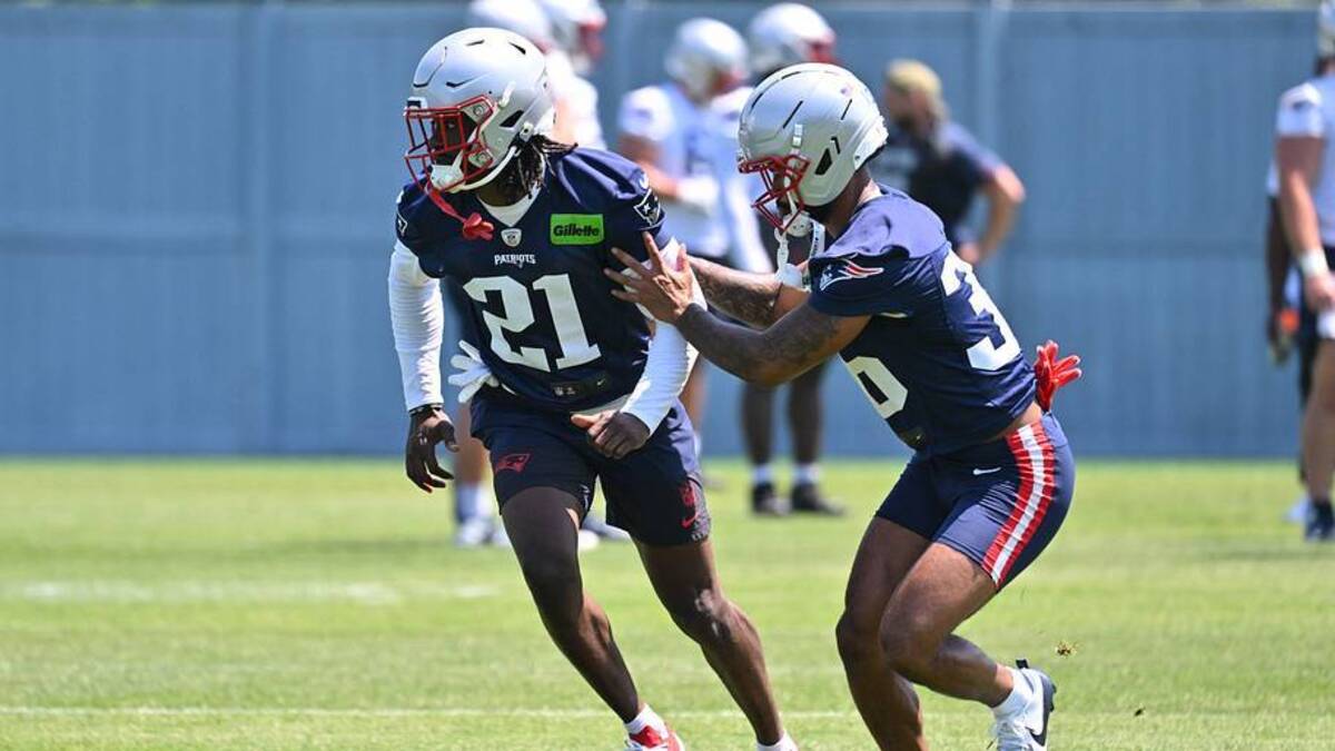 Jun 10, 2026; Foxborough, MA, USA; New England Patriots cornerback Karon Prunty (21) and cornerback Kenneth Harris (36) do a drill during minicamp at Gillette Stadium. Mandatory Credit: Eric Canha-Imagn Images | IMAGN IMAGES via Reuters Connect 