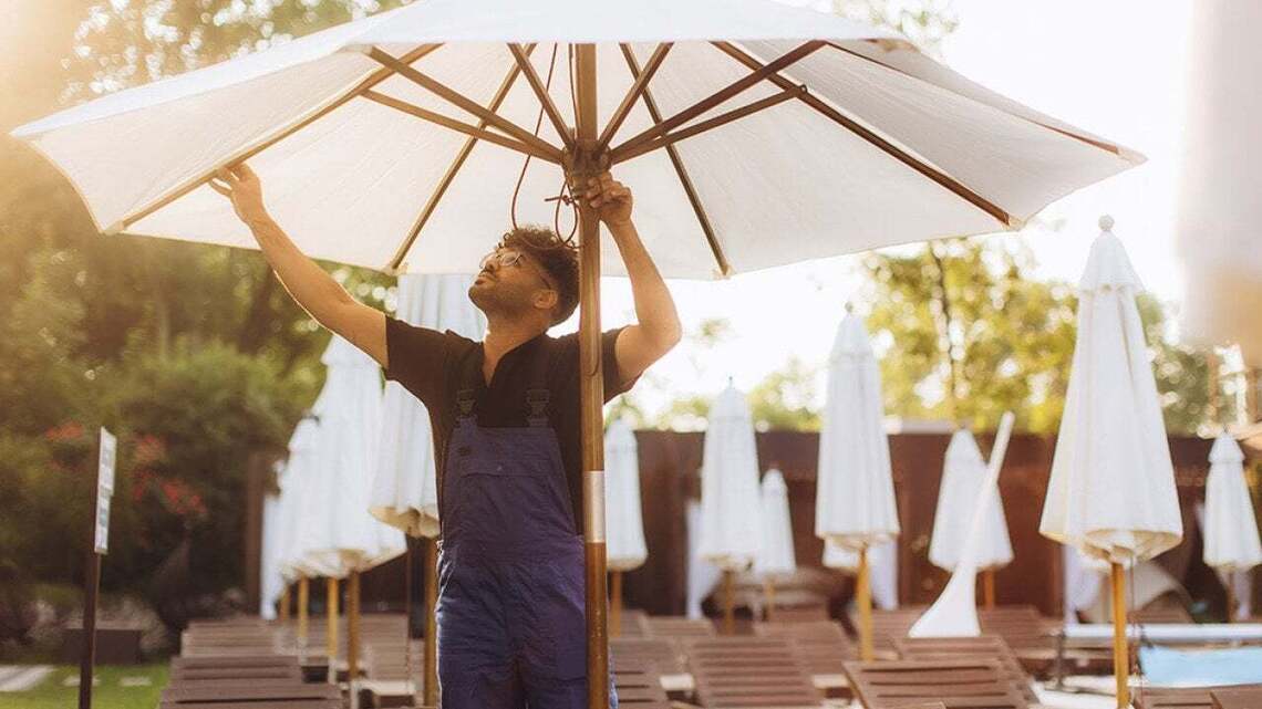 How to get a last-minute side hustle this summer