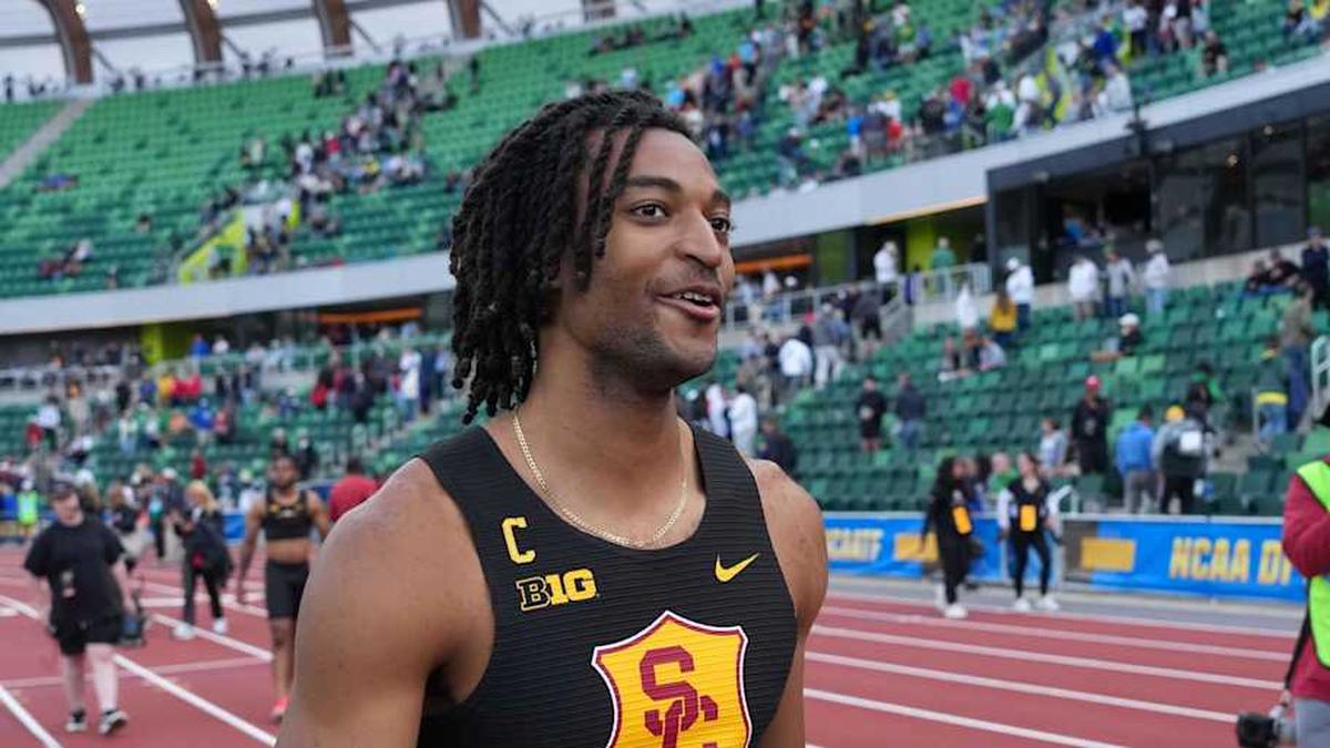  Jun 13, 2025; Eugene, OR, USA; William Jones of Southern California celebrates after the Trojans tied for the team title during the NCAA Track and Field Championships at Hayward Field. Mandatory Credit: Kirby Lee-Imagn Images | Kirby Lee-Imagn Images 