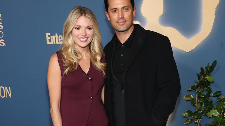 Stephen Colletti and Wife Welcome Baby No. 1: 'Laguna Beach,' 'OTH' Casts React 