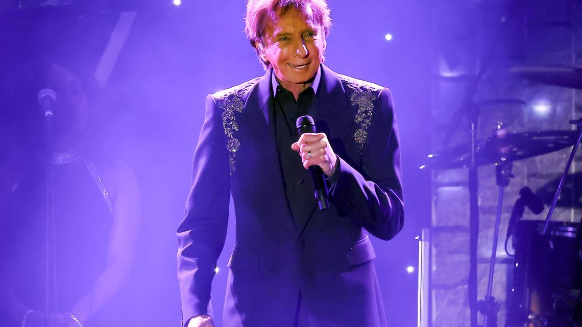 Barry Manilow Postpones More Concerts After 'Very Depressing' Cancer Update 