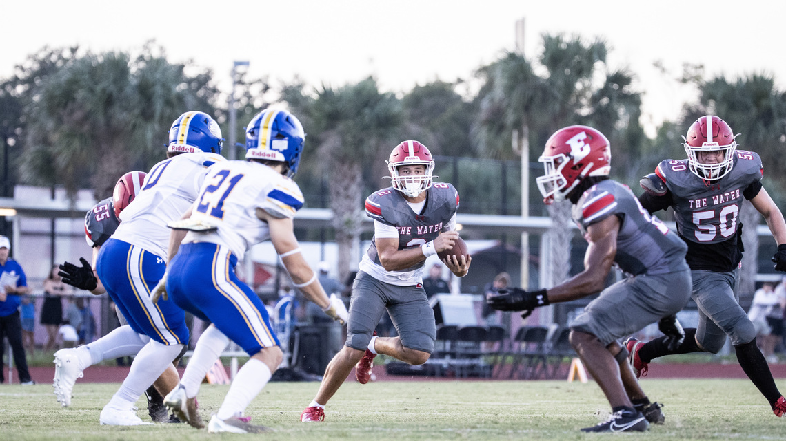 Oviedo goes ahead at Lake Mary TFA-Edgewater 7-7 at half | Football Live Report 