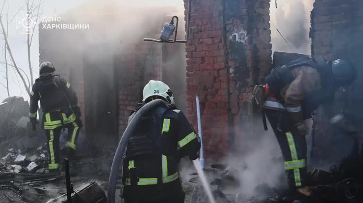 8215EC-UKRAINE-CRISIS_ATTACK_KHARKIV_CAPTIONED__O_