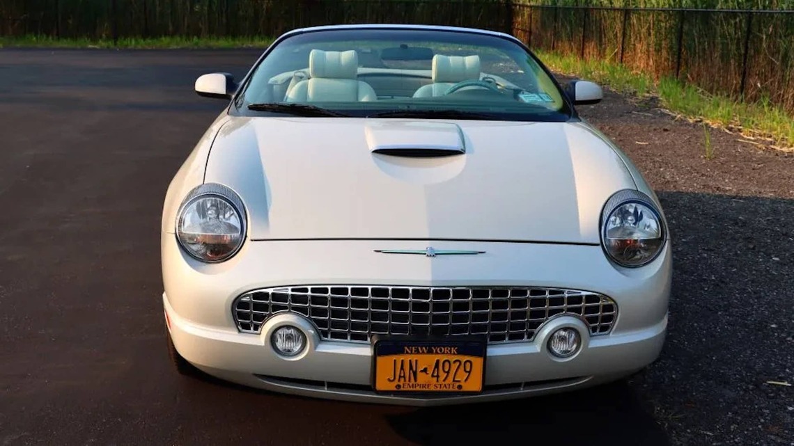 2005 Ford Thunderbird 50th Anniversary Edition for Sale With 7,000 Miles 