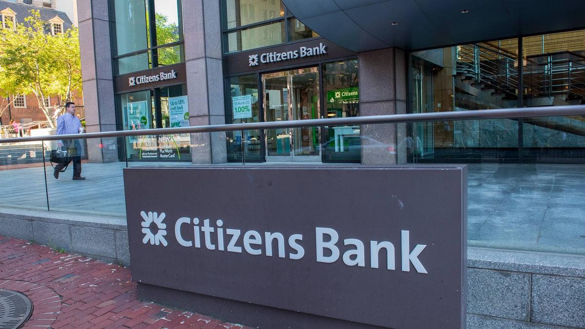  Citizens Bank and Stanford researchers warn that AI firms may train models on user chats by default. This raises fresh concerns over consumer privacy risks. 