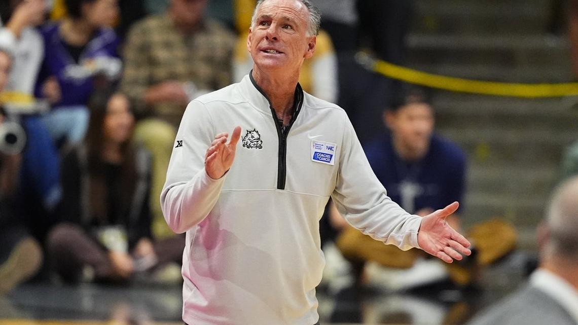 Late surge secures TCU's victory over West Virginia