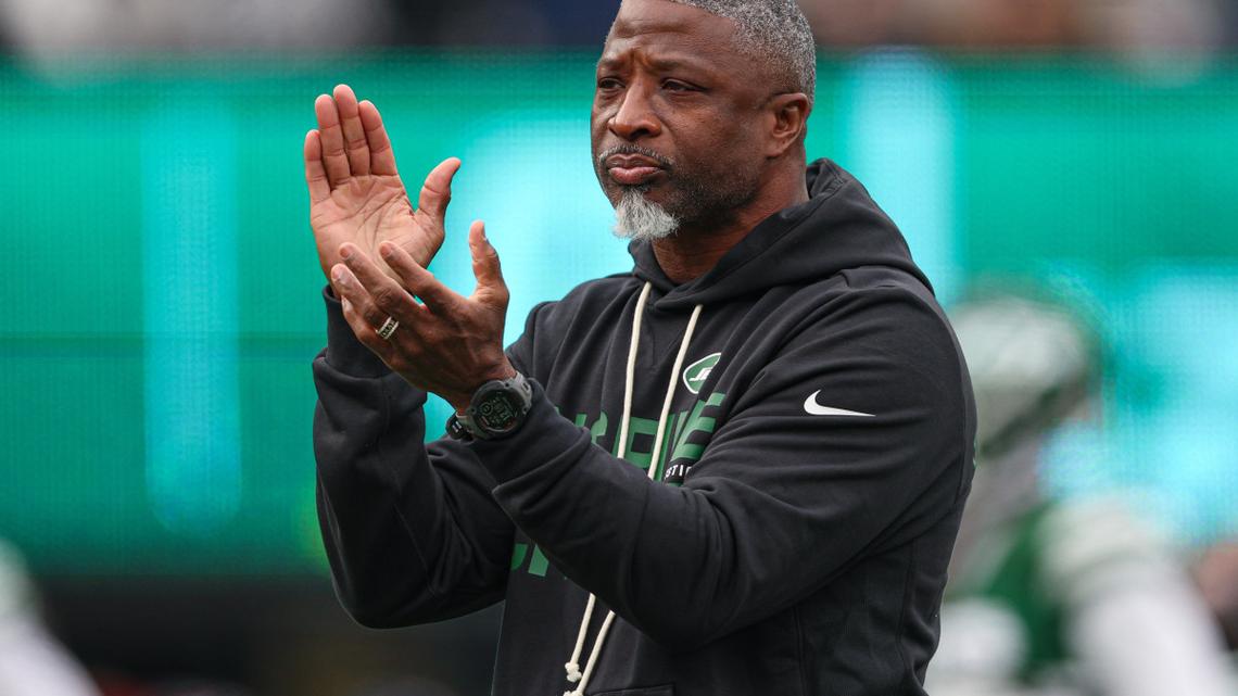 Jets Coach Aaron Glenn Says He Has A Coaching 'Superpower' 