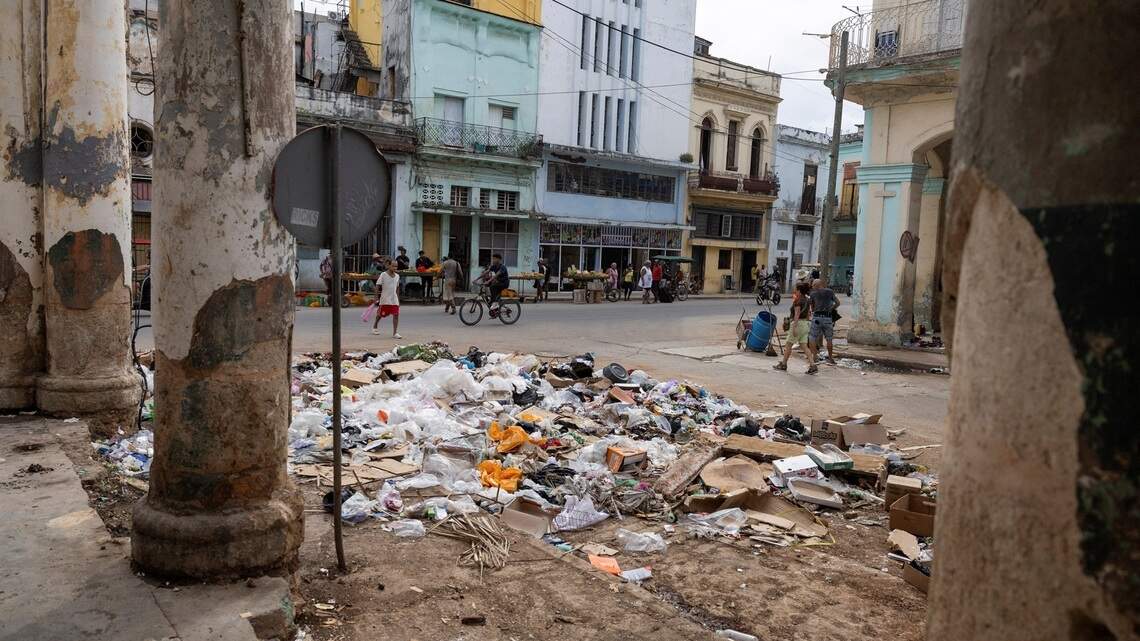 Trump on Cuba: 'I don't think we'll need the military.'