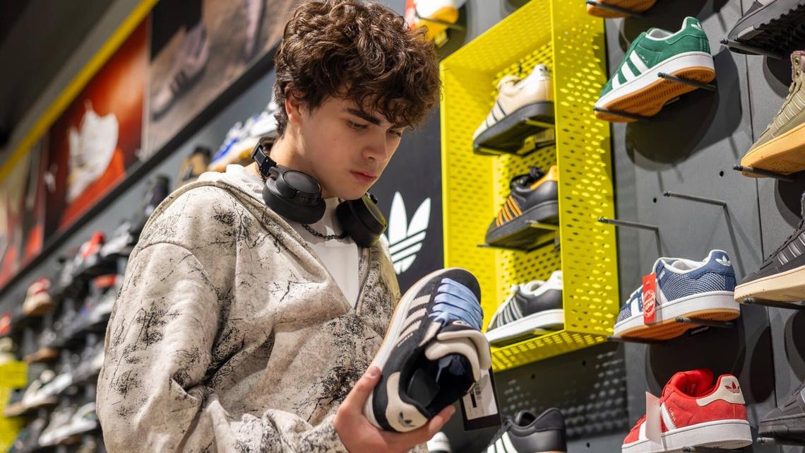 42-year-old sporting goods chain, Champs, quietly closed over 175 stores 