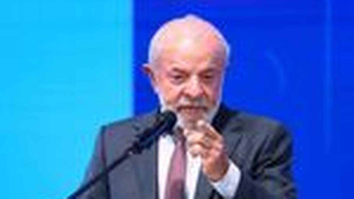 FILE PHOTO: Brazilian President Luiz Inacio Lula da Silva speaks during the opening ceremony of the Brazil pavilion at the Hannover Messe, in Hanover, Germany, April 20, 2026. REUTERS/Lisi Niesner/File Photo