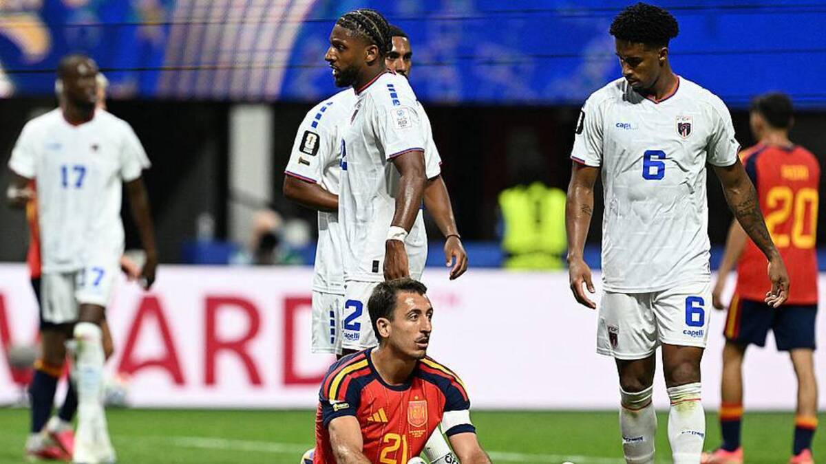 It's the not first time Spain has suffered an opening match embarrassment at the World Cup. | Roberto SCHMIDT / AFP via Getty Images 