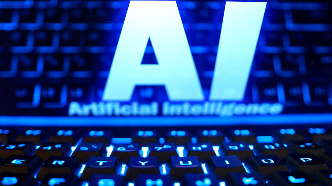 AI financing driving private credit growth as refinancing risks rise, Moody's says 