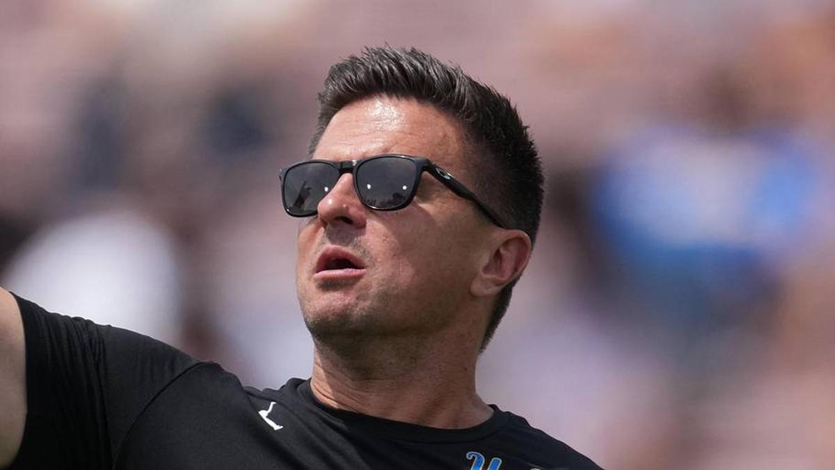  May 2, 2026; Pasadena, CA, USA; UCLA Bruins coach Bob Chesney reacts during the spring game at Rose Bowl. Mandatory Credit: Kirby Lee-Imagn Images | Kirby Lee-Imagn Images 