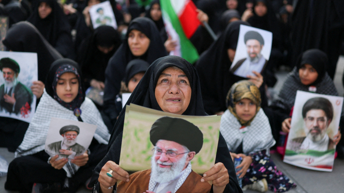 People gather on the day of a public farewell ceremony to pay their respects to late Supreme Leader Ayatollah Ali Khamenei, who was killed on February 28 in Israeli and U.S. airstrikes, at the Imam Khomeini Grand Mosalla, in Tehran, Iran July 4, 2026.  REUTERS/Mohammed Salem