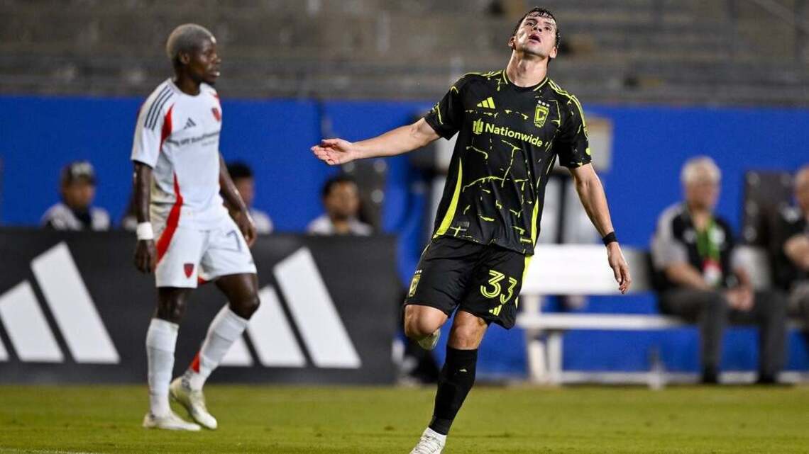 Crew shut out FC Dallas, rise into Eastern Conference playoff spot