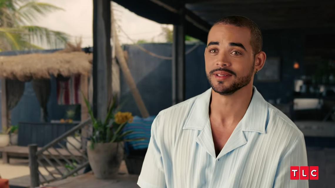 Rob and Elise Make Out, While Jeniffer Turns Heads! ’90 Day: Hunt for Love’ Season 1, Episode 1 Recap