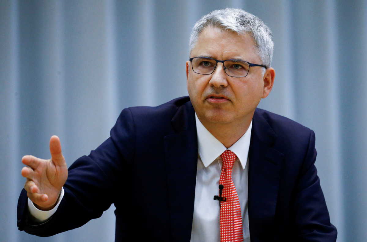Severin Schwan addresses a media briefing as part of the company's 125th-anniversary celebrations in Basel, Switzerland, September 28, 2021.  REUTERS/Arnd Wiegmann