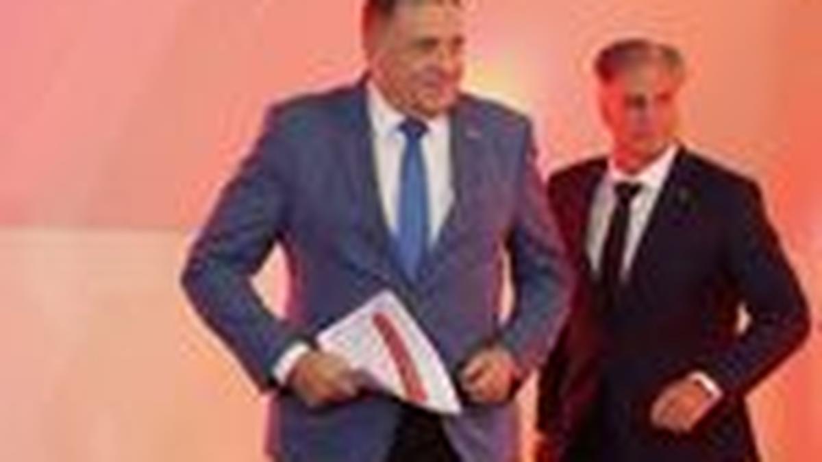Milorad Dodik, former President of the Bosnian Serb Republic, and Sinisa Karan attend a press conference after preliminary results indicated Karan won a snap presidential election in Banja Luka, Bosnia and Herzegovina, November 23, 2025. REUTERS/Amel Emric