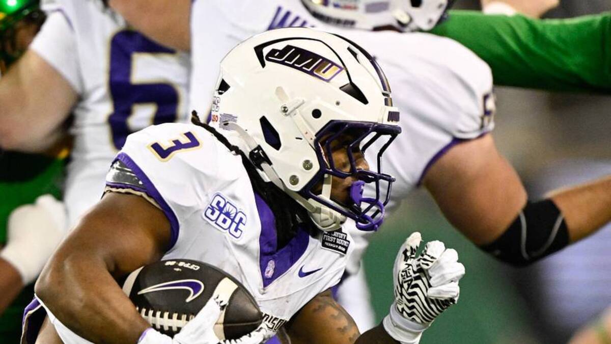  Dec 20, 2025; Eugene, OR, USA; James Madison Dukes running back Wayne Knight (3) rushes during the second quarter against the Oregon Ducks at Autzen Stadium. Mandatory Credit: Troy Wayrynen-Imagn Images | Troy Wayrynen-Imagn Images 