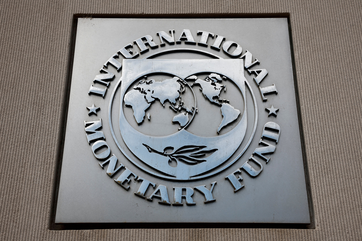 IMF flags risks to global economy from AI market correction, war and ...