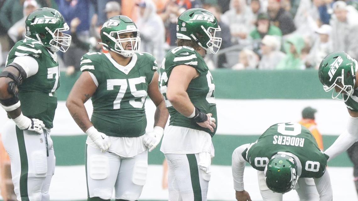 New England Patriots, OL Alijah Vera-Tucker agree to 3-year deal 