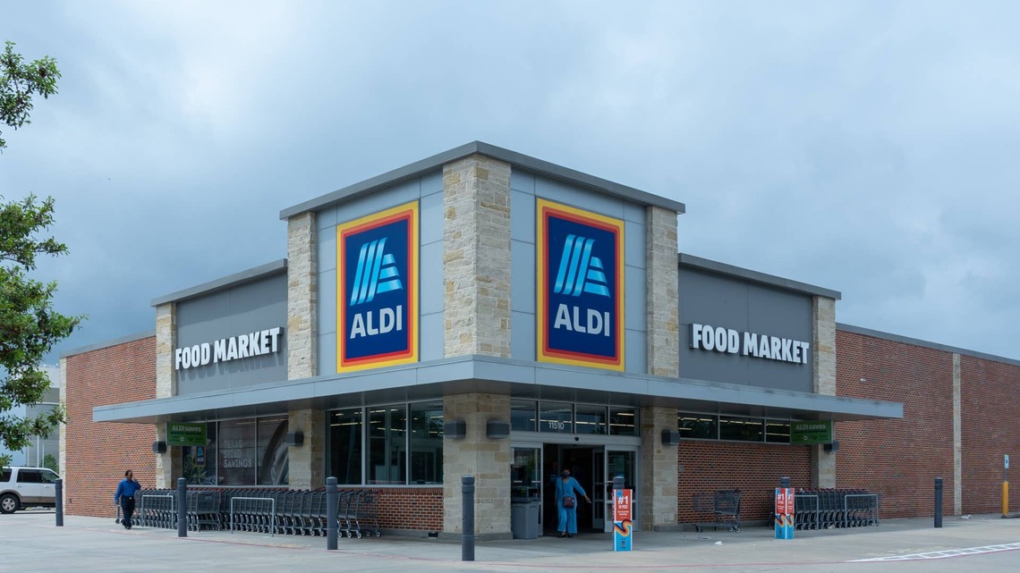 Aldi's Mini Bakers and Fry Pans Look Just Like Le Creuset 