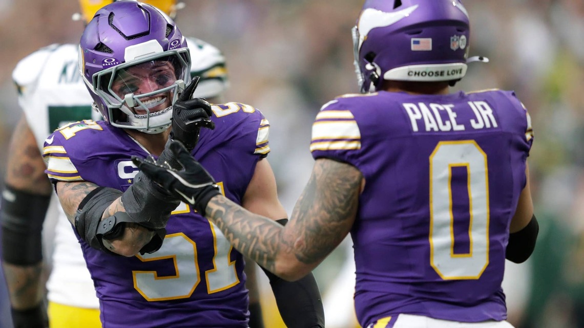 Two Vikings Position Battles in Training Camp Just Got Interesting 