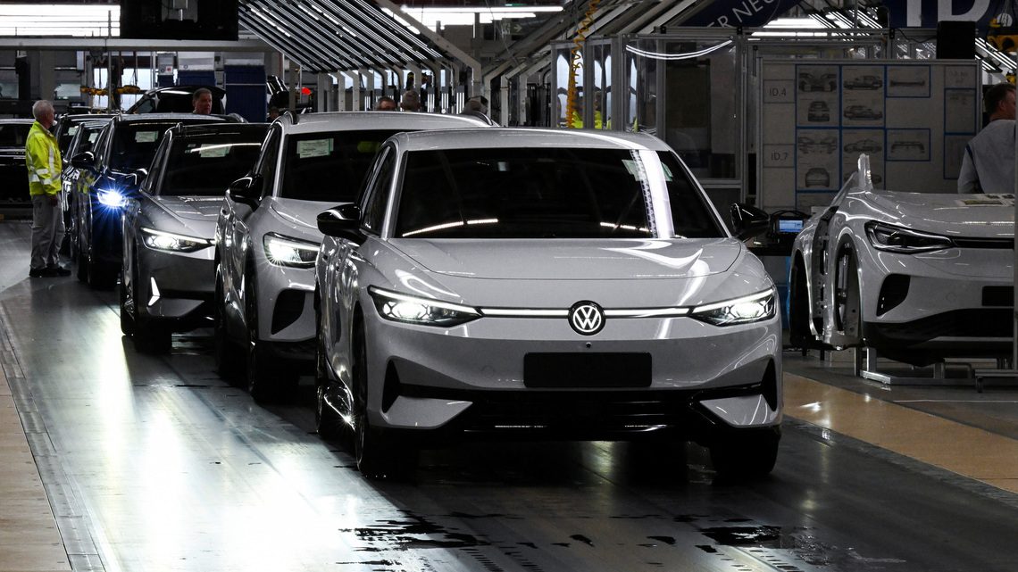 Volkswagen management proposes shutdown of four German plants by 2034, WiWo reports 