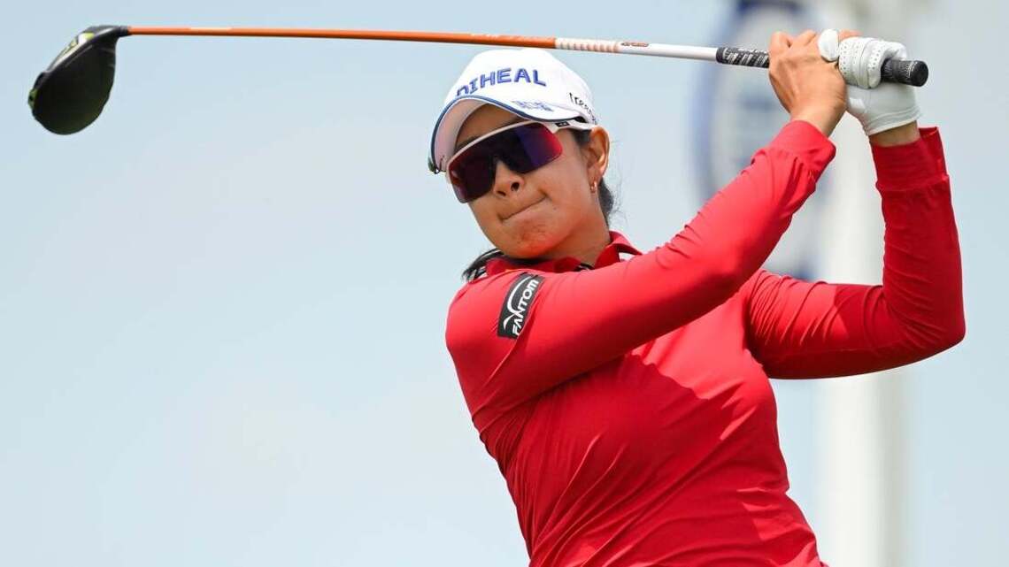 A Lim Kim holds 1-shot lead after first round of Lotte Championship 