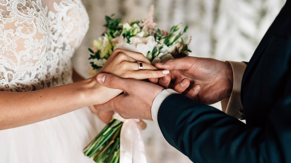 Schwab says your wedding could wreck key financial goals 