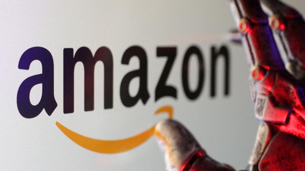 Amazon logo is seen in this illustration taken February 16, 2025. REUTERS/Dado Ruvic/Illustration
