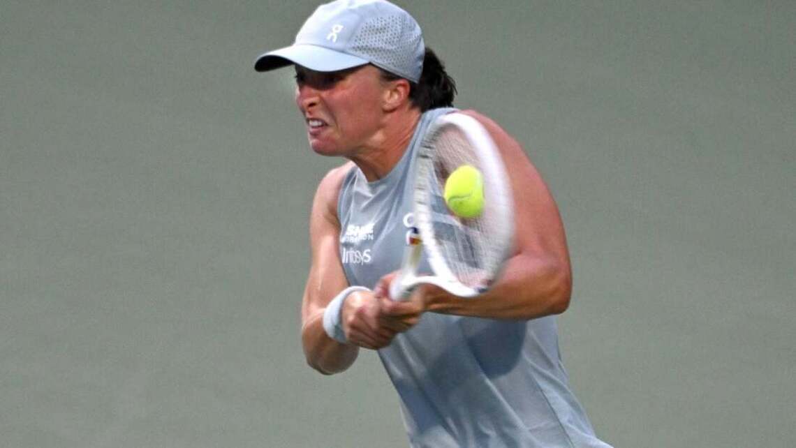 Iga Swiatek powers into Toronto semifinals in 64 minutes 