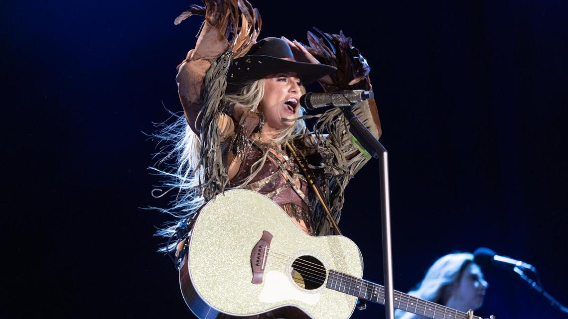 Indio, CA - April 25, 2026: Lainey Wilson performs on the Mane Stage during the second day of the Stagecoach Country Music Festival at Empire Polo Club, in Indio, CA on Saturday, April 25, 2026. (Allen J. Schaben / Los Angeles Times)