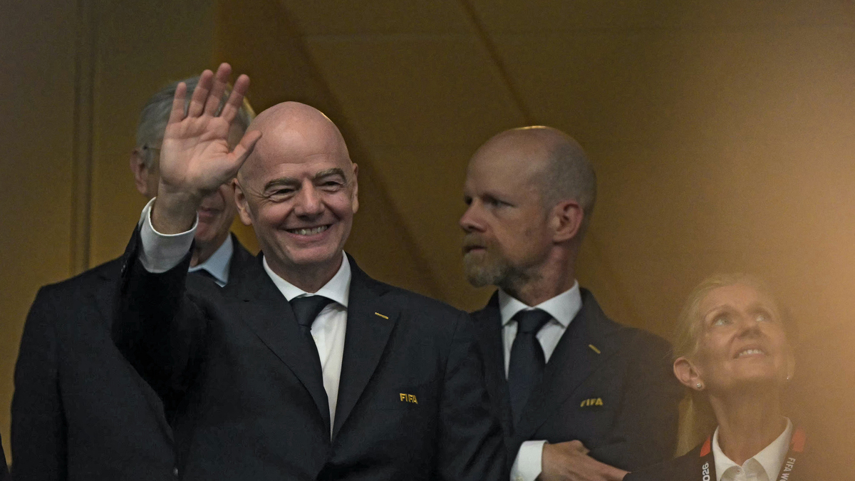 FIFA president's jet logged enough miles to circle the Equator - twice