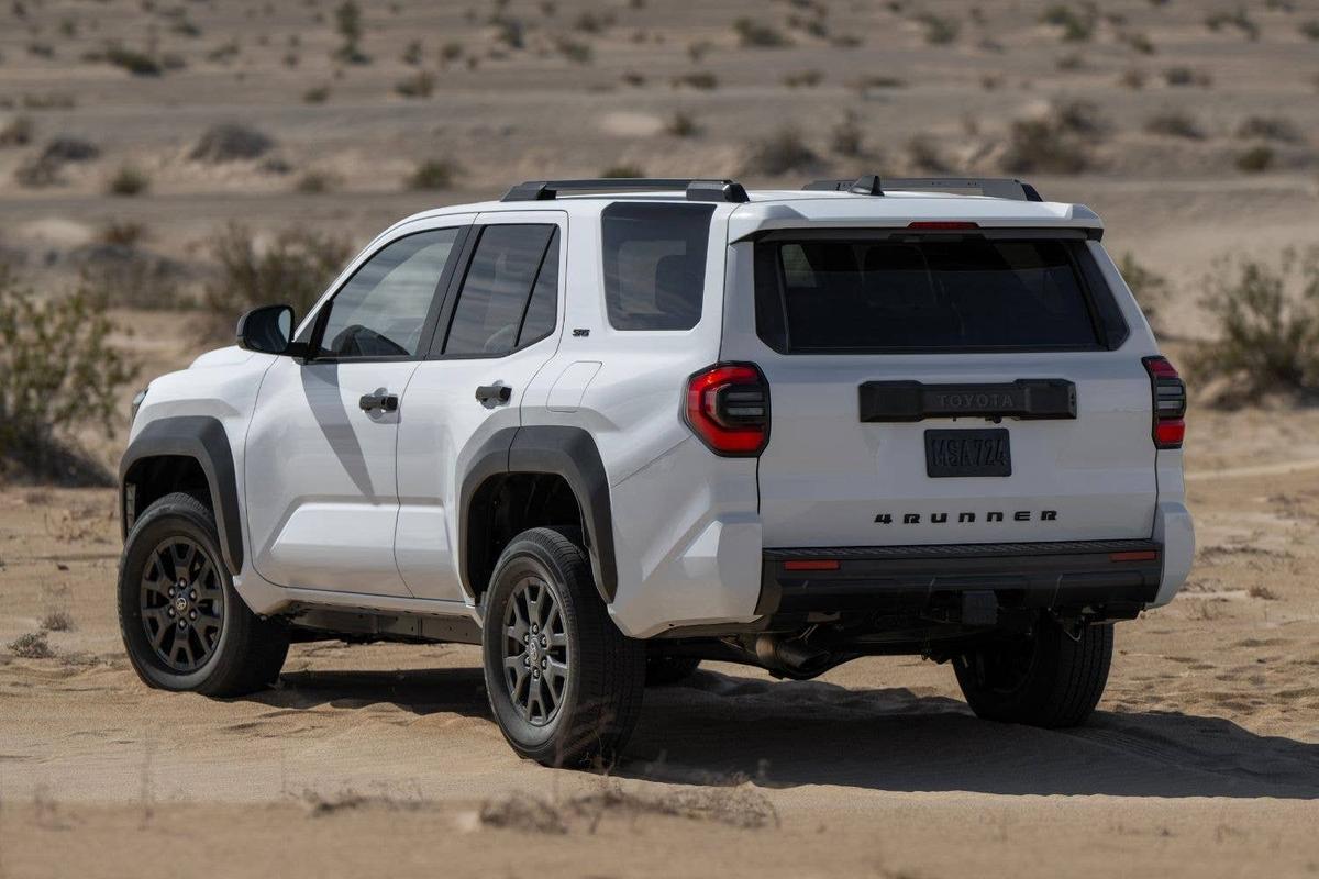  2026 Toyota 4Runner SR5 Toyota