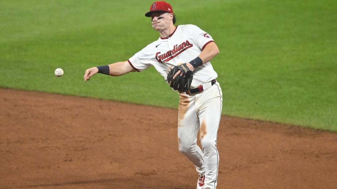 Guardians' Travis Bazzana slams walk-off HR for DH split vs. Pirates 