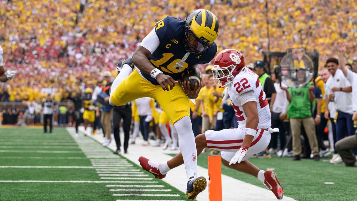 Michigan responds to opening-game drama, knocks off No. 11 Oklahoma