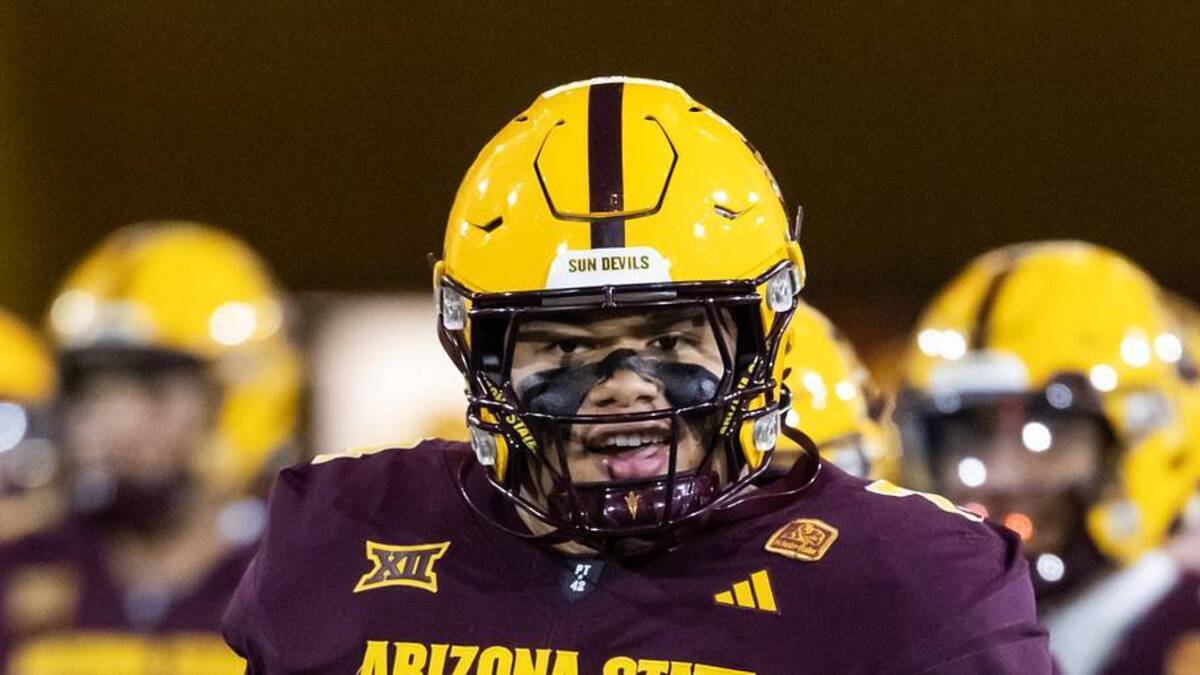  Nov 28, 2025; Tempe, Arizona, USA; Arizona State Sun Devils offensive lineman Sean Na'a (74) against the Arizona Wildcats during the 99th Territorial Cup at Mountain America Stadium. Mandatory Credit: Mark J. Rebilas-Imagn Images | Mark J. Rebilas-Imagn Images 